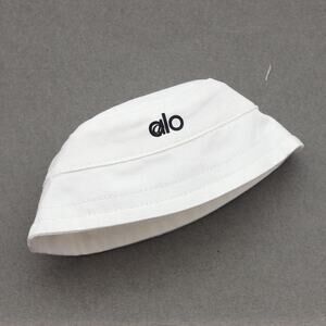 Labubu 4inch bag charm clothes outfits - alo logo hat- 0623H02